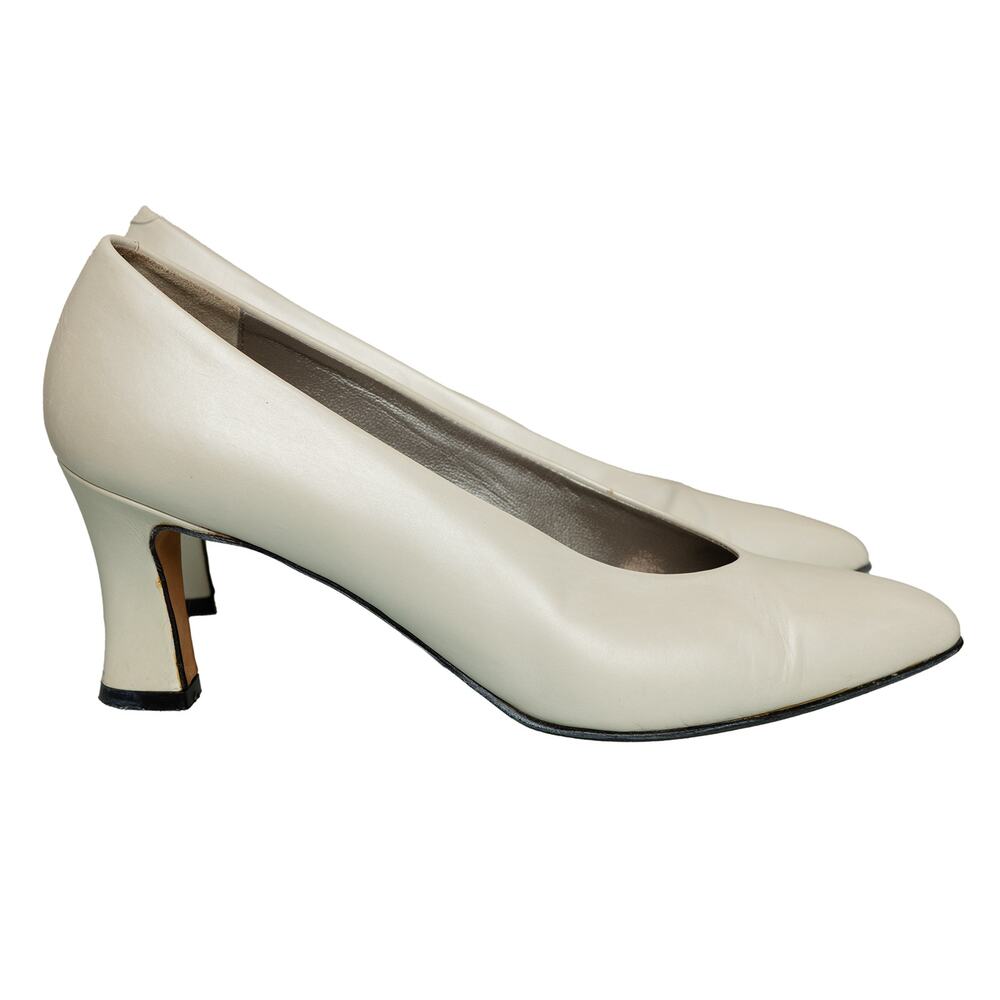 Women's Vintage Designer Amalfi Pearl White Leather Mid Height Kitten Heel Pumps